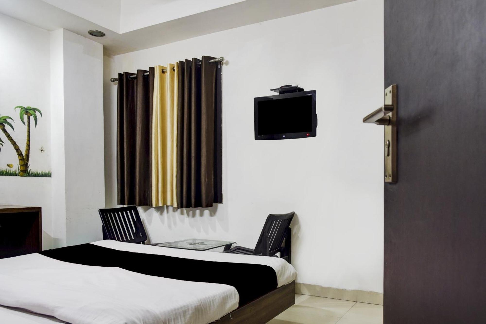 Hotel O Aditya Palace Bhopal Exterior photo